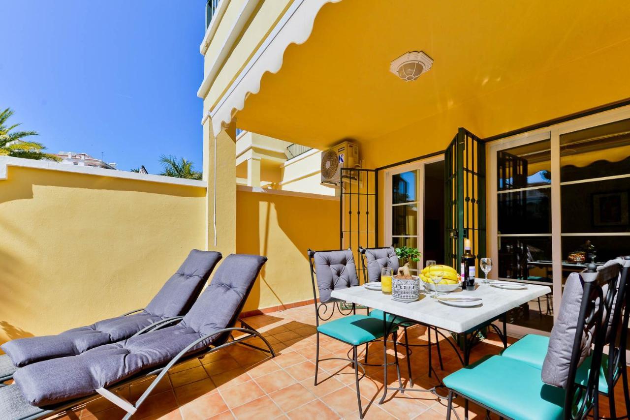 Refurbished 2-Bed Apartment Burriana Beach. Nerja Ngoại thất bức ảnh